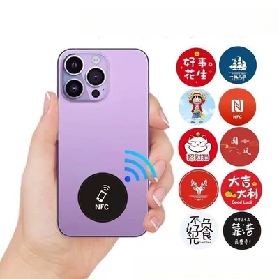 کارت ویزیت دیجیتال سفارشی برچسب تلفن همراه Nfc برچسب اپوکسی چپ Nfc برچسب رسانه های اجتماعی Nfc برچسب برای تمام تلفن ها